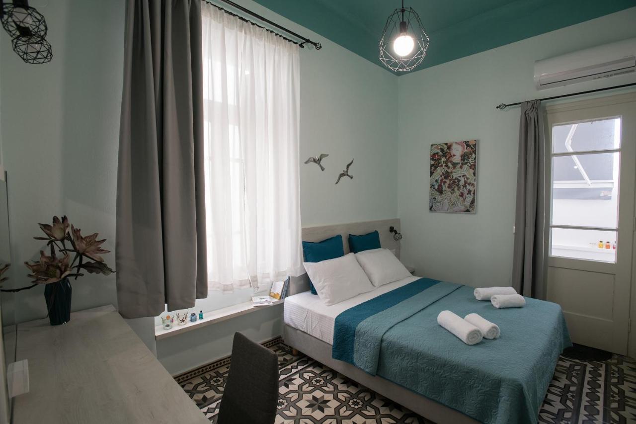 The Blue Apartment In The Heart Of Heraklion Bagian luar foto